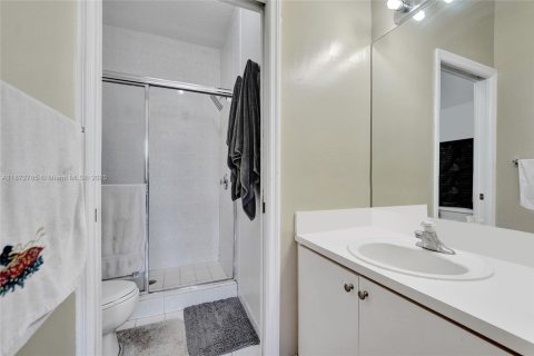 Touwnhouse à vendre à Pembroke Pines, Floride: 3 chambres, 129.69 m2 № 1897938 - photo 14