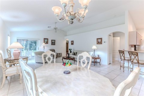 House in Spring Hill, Florida 2 bedrooms, 140.65 sq.m. № 1725634 - photo 10