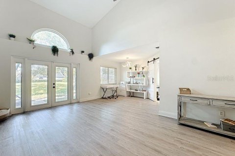 House in Orlando, Florida 4 bedrooms, 168.25 sq.m. № 1898752 - photo 6