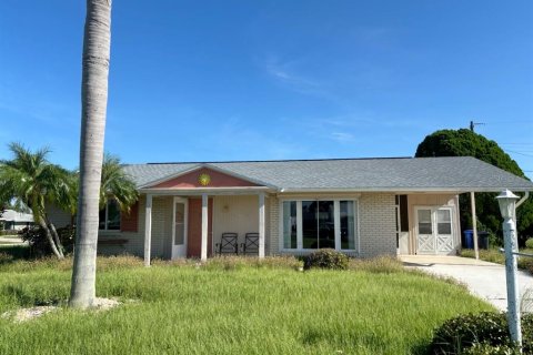 Casa en Sun City Center, Florida 2 dormitorios, 106.74 m2 № 2362272