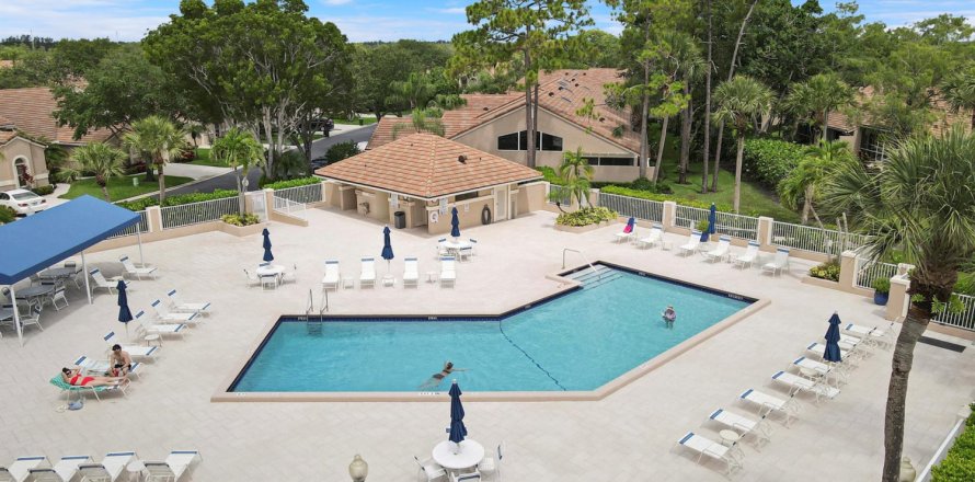 Condo in Palm Beach Gardens, Florida, 2 bedrooms  № 1229093