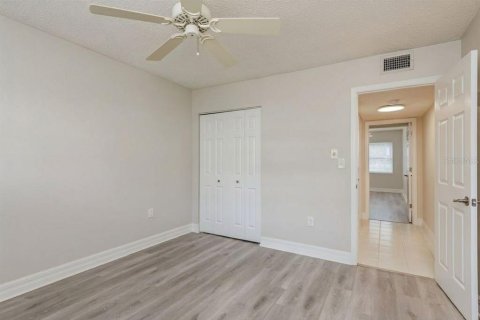 Condo in Dunedin, Florida, 2 bedrooms № 2141887 - photo 29