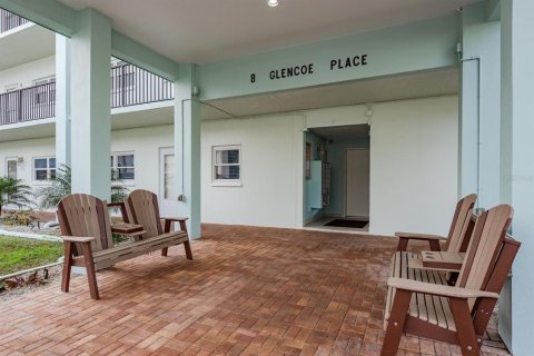 Condo in Dunedin, Florida, 2 bedrooms № 2141887 - photo 11