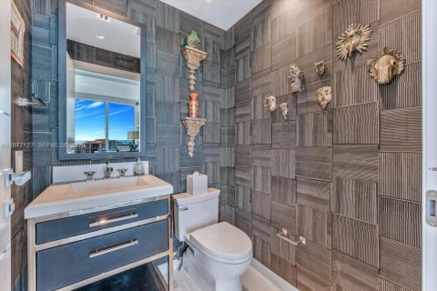 Condominio en venta en Miami Beach, Florida, 2 dormitorios, 186.55 m2 № 2045982 - foto 28