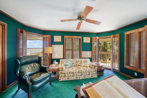 House in Clearwater, Florida 3 bedrooms, 319.03 sq.m. № 1032136 - photo 22