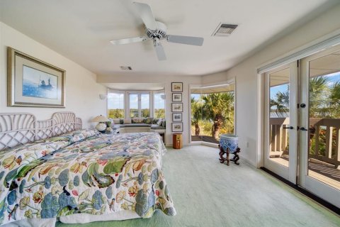 House in Clearwater, Florida 3 bedrooms, 319.03 sq.m. № 1032136 - photo 17