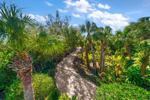 House in Clearwater, Florida 3 bedrooms, 319.03 sq.m. № 1032136 - photo 10
