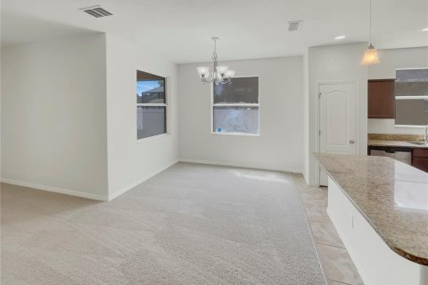 Casa en venta en Apopka, Florida, 3 dormitorios, 167.22 m2 № 1899372 - foto 14