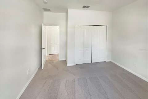 Casa en venta en Apopka, Florida, 3 dormitorios, 167.22 m2 № 1899372 - foto 5