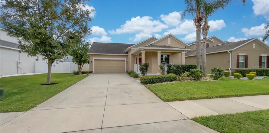 Casa en Apopka, Florida 3 dormitorios, 167.22 m2 № 1899372