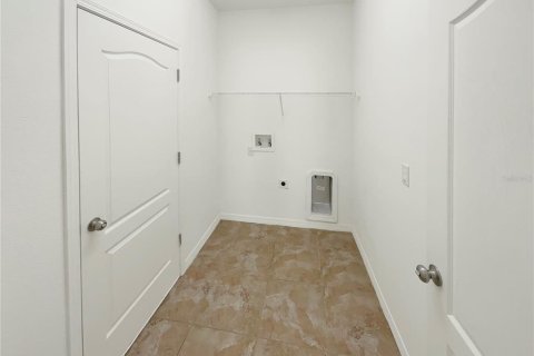 Casa en venta en Apopka, Florida, 3 dormitorios, 167.22 m2 № 1899372 - foto 17