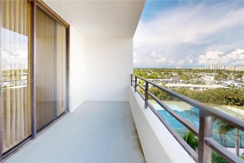 Copropriété à vendre à Hallandale Beach, Floride: 2 chambres, 130.06 m2 № 1966226 - photo 3