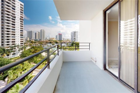 Copropriété à vendre à Hallandale Beach, Floride: 2 chambres, 130.06 m2 № 1966226 - photo 2