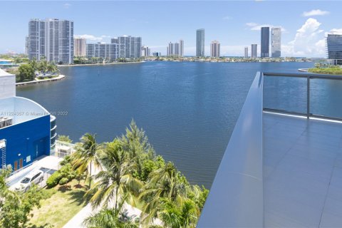 Condo in Aventura, Florida, 4 bedrooms  № 1864740 - photo 4