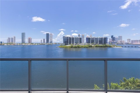 Condo in Aventura, Florida, 4 bedrooms  № 1864740 - photo 5