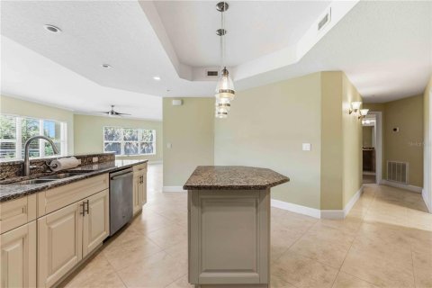 Copropriété à vendre à Bradenton, Floride: 2 chambres, 153.29 m2 № 2371687 - photo 12