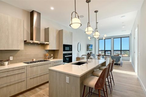 Condo in Sarasota, Florida, 2 bedrooms  № 2143528 - photo 2