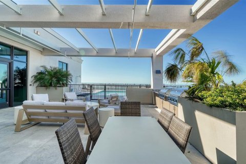 Condo in Sarasota, Florida, 2 bedrooms  № 2143528 - photo 25