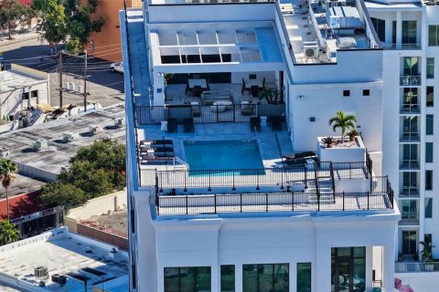 Condo in Sarasota, Florida, 2 bedrooms  № 2143528 - photo 21