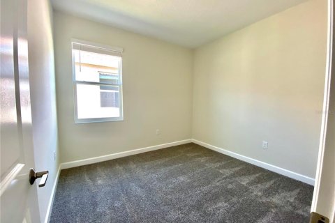 House in Davenport, Florida 3 bedrooms, 171.87 sq.m. № 1873924 - photo 10