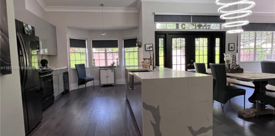 Villa ou maison à Weston, Floride 3 chambres № 1896001