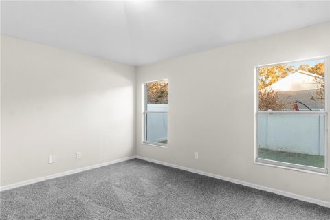 House in Brandon, Florida 4 bedrooms, 196.21 sq.m. № 2197990 - photo 16