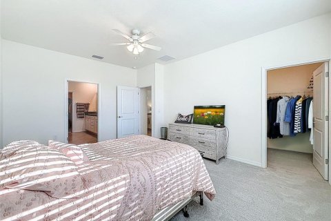 House in Zephyrhills, Florida 3 bedrooms, 169.27 sq.m. № 2098445 - photo 22