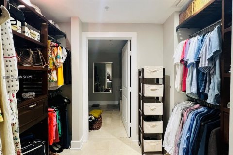 Снять в аренду кондоминиум в Норт-Бей-Виллидж, Флорида 1 спальня, 83.61м2, № 1990522 - фото 14