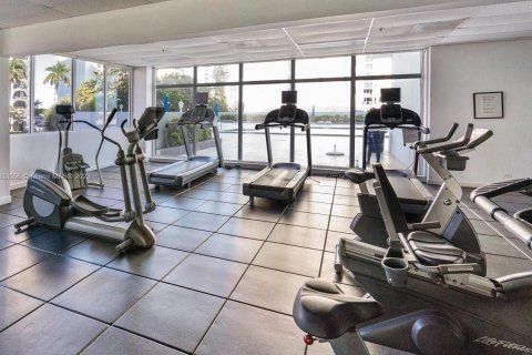 Copropriété à louer à Miami Beach, Floride: 2 chambres, 86.4 m2 № 1859615 - photo 16