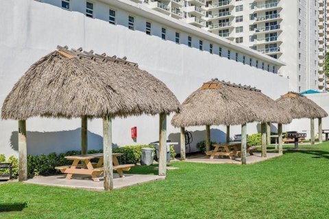 Copropriété à louer à Miami Beach, Floride: 2 chambres, 86.4 m2 № 1859615 - photo 18