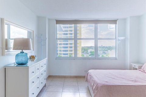 Copropriété à louer à Miami Beach, Floride: 2 chambres, 86.4 m2 № 1859615 - photo 7