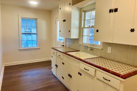 Villa ou maison à vendre à Gainesville, Floride: 2 chambres, 95.04 m2 № 2137944 - photo 8