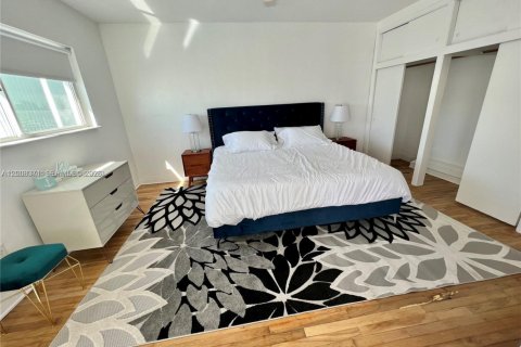 Appartement à louer à North Bay Village, Floride: 2 chambres, 120.77 m2 № 2066519 - photo 13