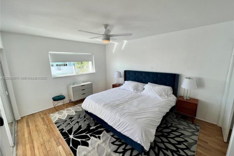 Appartement à louer à North Bay Village, Floride: 2 chambres, 120.77 m2 № 2066519 - photo 12