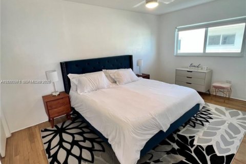 Appartement à louer à North Bay Village, Floride: 2 chambres, 120.77 m2 № 2066519 - photo 19