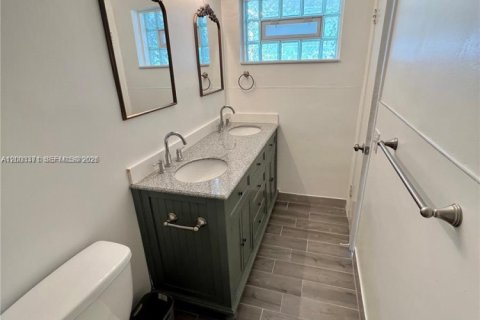 Appartement à louer à North Bay Village, Floride: 2 chambres, 120.77 m2 № 2066519 - photo 14