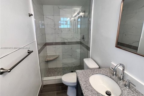 Appartement à louer à North Bay Village, Floride: 2 chambres, 120.77 m2 № 2066519 - photo 15