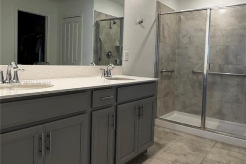 Villa ou maison à louer à Mount Dora, Floride: 4 chambres, 171.22 m2 № 2426048 - photo 11