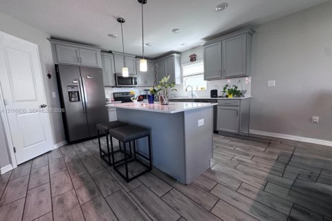 Villa ou maison à louer à Mount Dora, Floride: 4 chambres, 171.22 m2 № 2426048 - photo 4