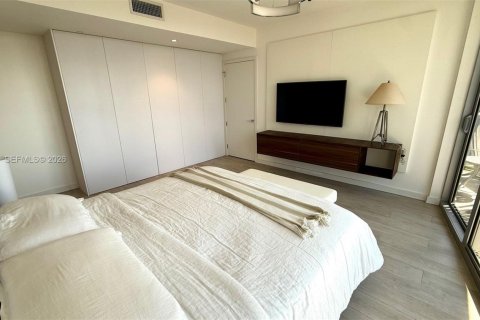 Condominio en venta en Miami, Florida, 3 dormitorios, 148.27 m2 № 2152786 - foto 17