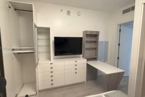 Condominio en venta en Miami, Florida, 3 dormitorios, 148.27 m2 № 2152786 - foto 25