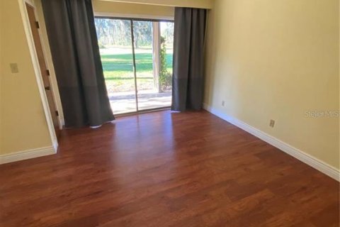 Condo in Haines City, Florida, 2 bedrooms  № 1554417 - photo 8