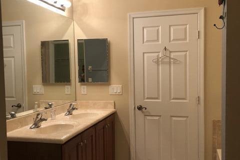 Adosado en alquiler en Stuart, Florida, 3 dormitorios, 131.64 m2 № 1208572 - foto 1