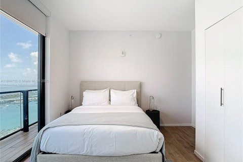 Copropriété à louer à Miami, Floride: 3 chambres, 106.84 m2 № 1935776 - photo 12