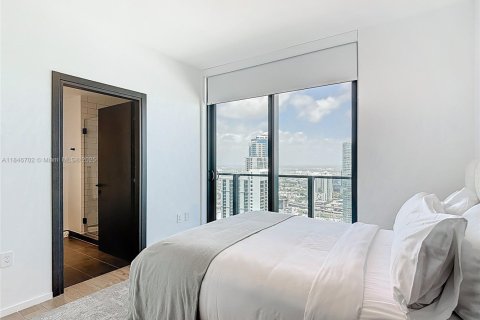 Copropriété à louer à Miami, Floride: 3 chambres, 106.84 m2 № 1935776 - photo 13