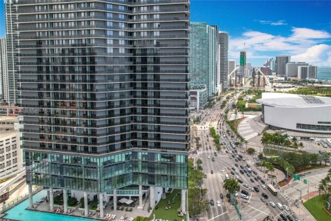 Copropriété à louer à Miami, Floride: 3 chambres, 106.84 m2 № 1935776 - photo 2