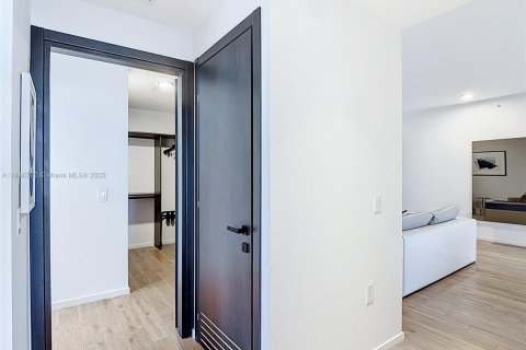 Copropriété à louer à Miami, Floride: 3 chambres, 106.84 m2 № 1935776 - photo 9