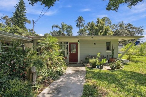 Villa ou maison à vendre à Tampa, Floride: 3 chambres, 172.98 m2 № 2388803 - photo 2