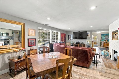 Villa ou maison à vendre à Tampa, Floride: 3 chambres, 172.98 m2 № 2388803 - photo 12