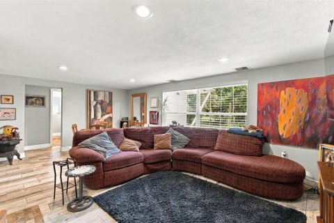 Villa ou maison à vendre à Tampa, Floride: 3 chambres, 172.98 m2 № 2388803 - photo 14